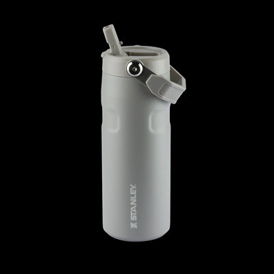 Garrafa Térmica Aerolight Flip Straw | 473ml em aço inox reciclado, leve e prática, ideal para mobilidade e conforto diário.