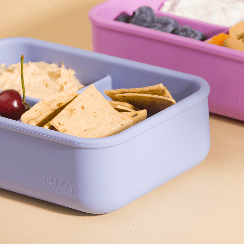 Lunch Box em Silicone - PACCO com divisórias, ideal para refeições e snacks, feita em silicone ecológico, compacta e dobrável.