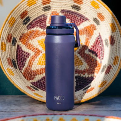 Garrafa Térmica PACCO Vyta 500ml em aço inoxidável elegante e durável, ideal para manter bebidas quentes ou frias.