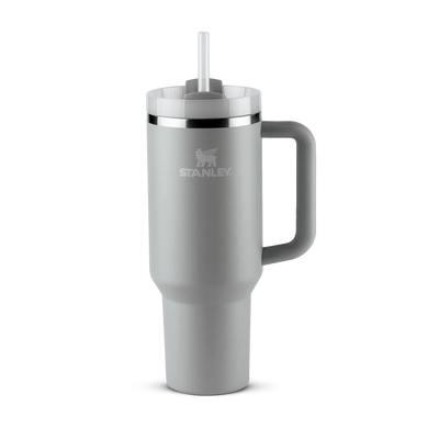 Copo Quencher Stanley 1,18L em aço inox com design ergonômico e durável