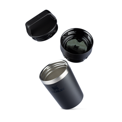 Mug Térmica Café Go  | 236ml com isolamento a vácuo e design ergonômico para bebidas quentes, preto com tampa removível.