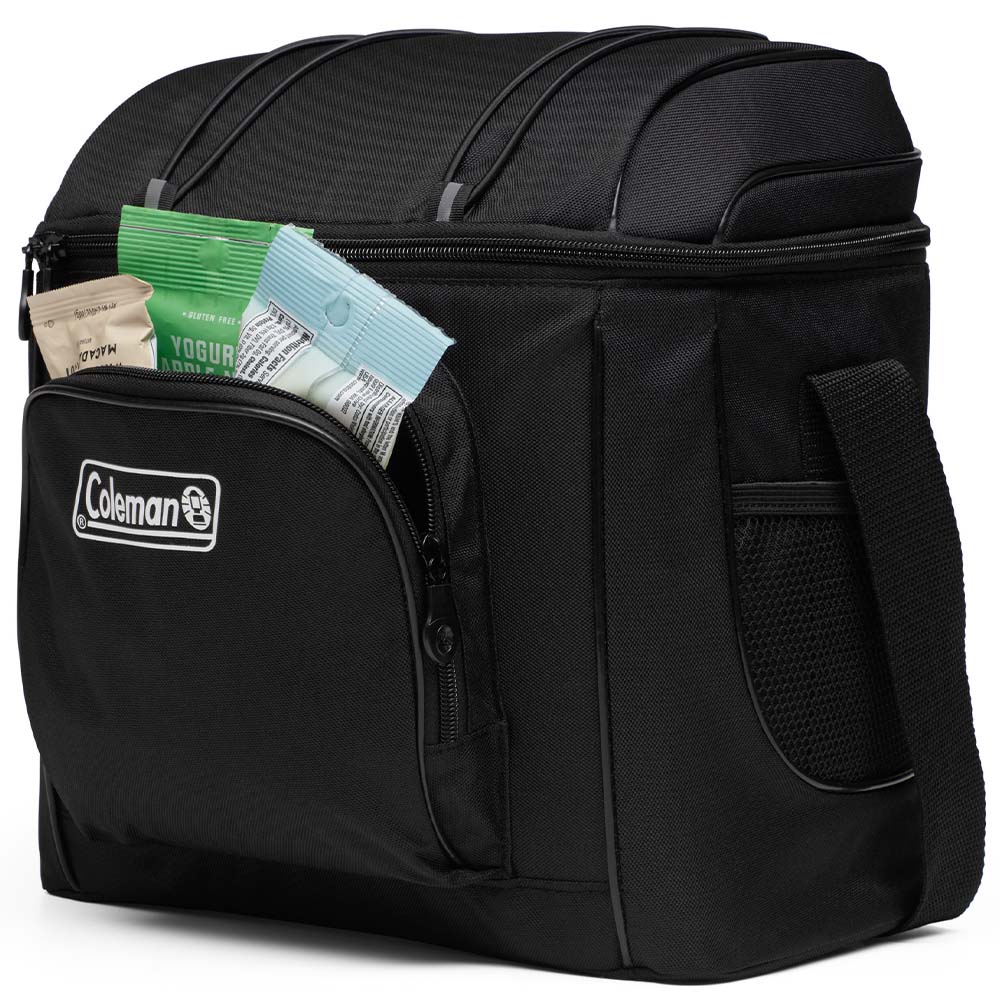 Bolsa Térmica Chiller™ 16 Latas Coleman preta com bolso frontal e zíper, ideal para praia, academia e viagens.