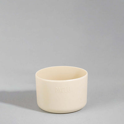 Capa Vyta PACCO 1200ml silicone ecológico, proteção e elegância, design moderno, toque emborrachado para garrafas.