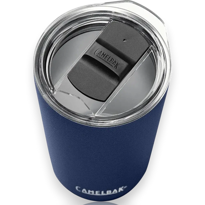 Copo Térmico Horizon Camelbak 500ml azul com tampa, perfeito para manter bebidas quentes por 5h e frias por 10h. Design funcional e elegante.