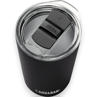 Copo Térmico Horizon Camelbak 500ml preto com tampa, ideal para manter bebidas quentes por 5h e frias por 10h, design funcional.