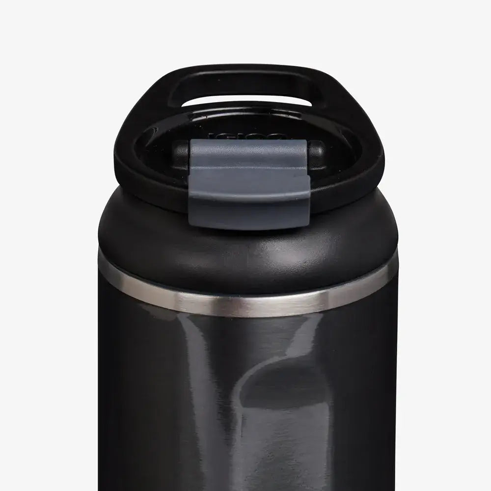 Garrafa Térmica Igloo 20oz - 591ml com tampa segura e design moderno em aço inoxidável, ideal para manter bebidas na temperatura certa.