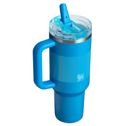 Copo Quencher Protour Stanley | 1,18L azul com tampa Flip Straw ProTour, tecnologia de isolamento térmico para uso diário.