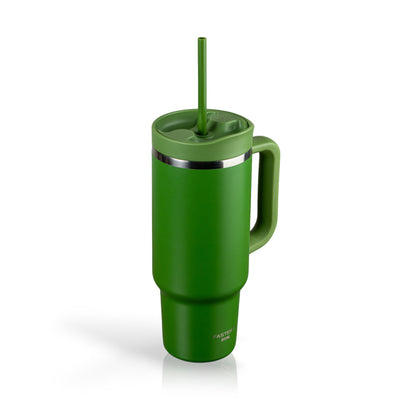 Copo Térmico King Faster 800 ml verde com canudo, design moderno e isolamento eficiente, ideal para bebidas frias ou quentes.