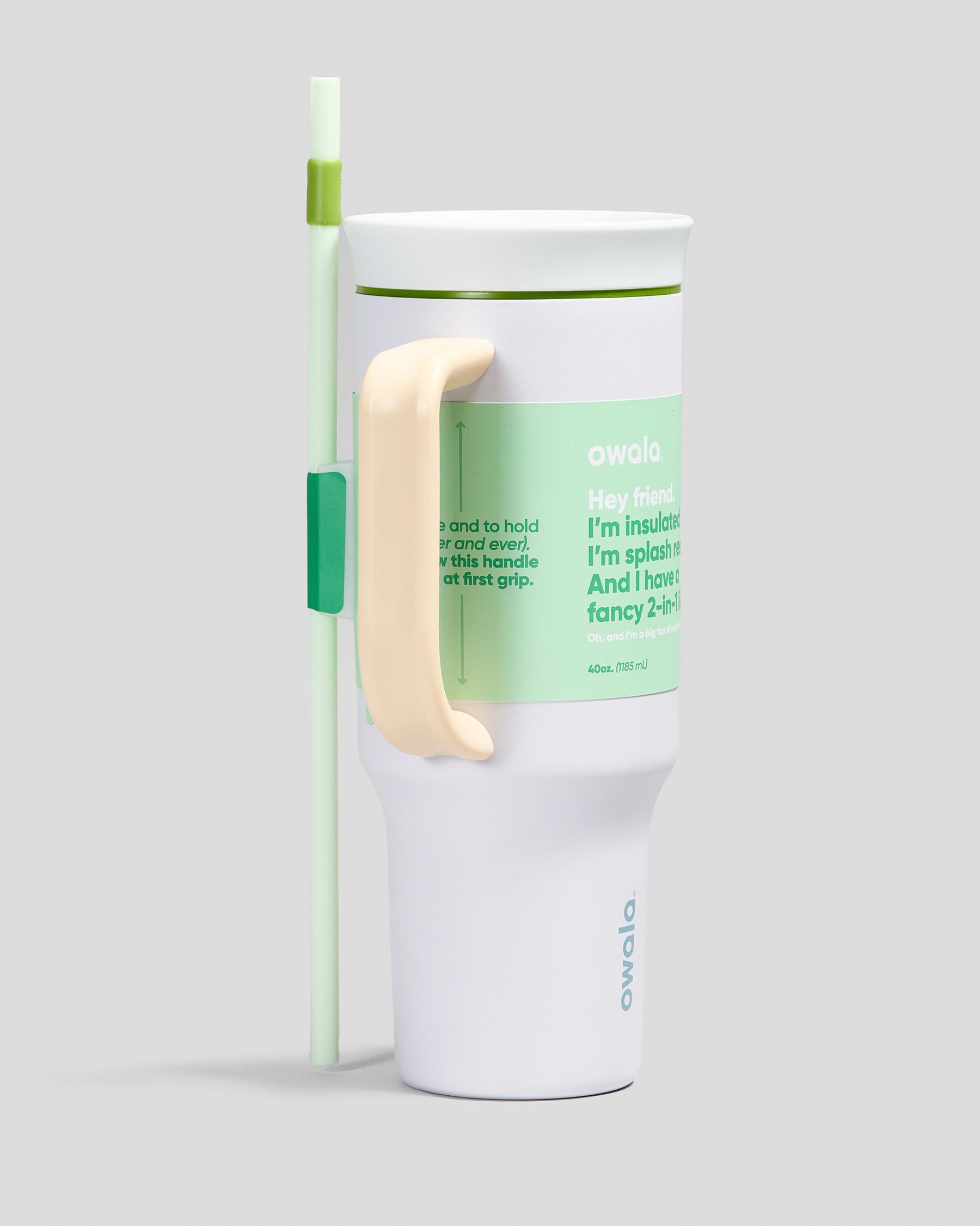 Copo Tumbler Térmico Owala - 1180ml | 40oz branco com canudo removível verde e alça bege, mantém bebidas geladas até 24 horas.