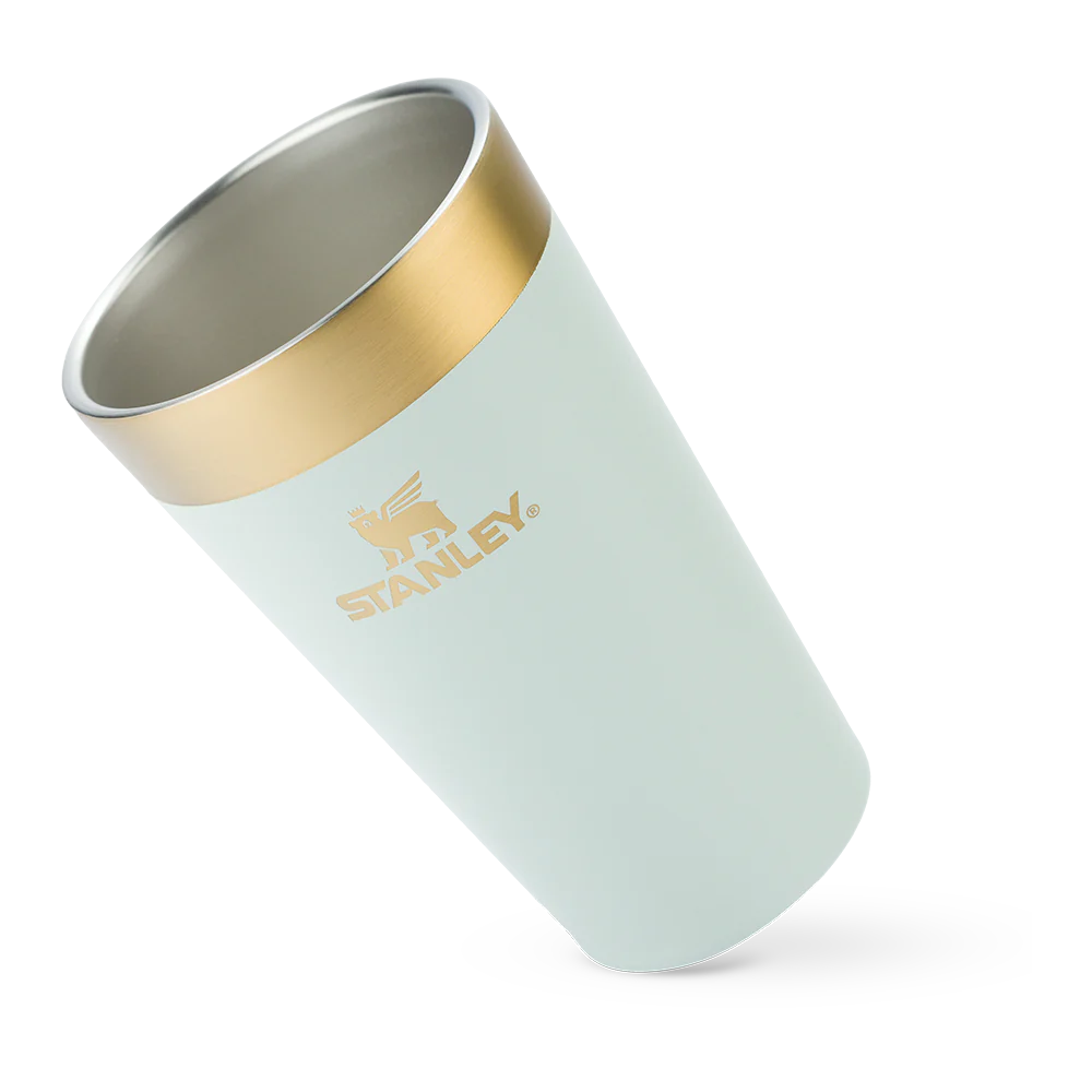 Copo Térmico de Cerveja Stanley - 473ml com design moderno e isolamento a vácuo para bebidas geladas e quentes