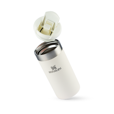 Garrafa Térmica Aerolight Transit | 354ml em cor branca com tampa aberta, ideal para manter bebidas na temperatura desejada por horas.