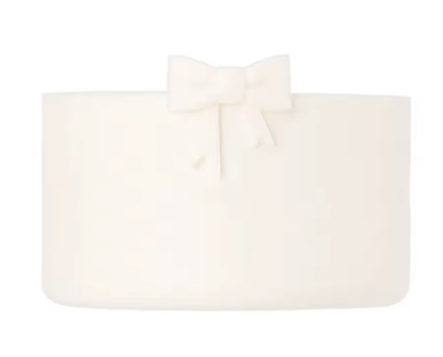 Protetor de Silicone - Laços, protetor branco com delicado laço, ideal para copos e garrafas, absorve impactos e reduz ruídos.