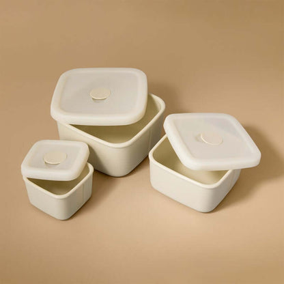 Fresh trio - Conjunto pote de silicone Creme PACCO, prático e sustentável, ideal para armazenar alimentos com design funcional.