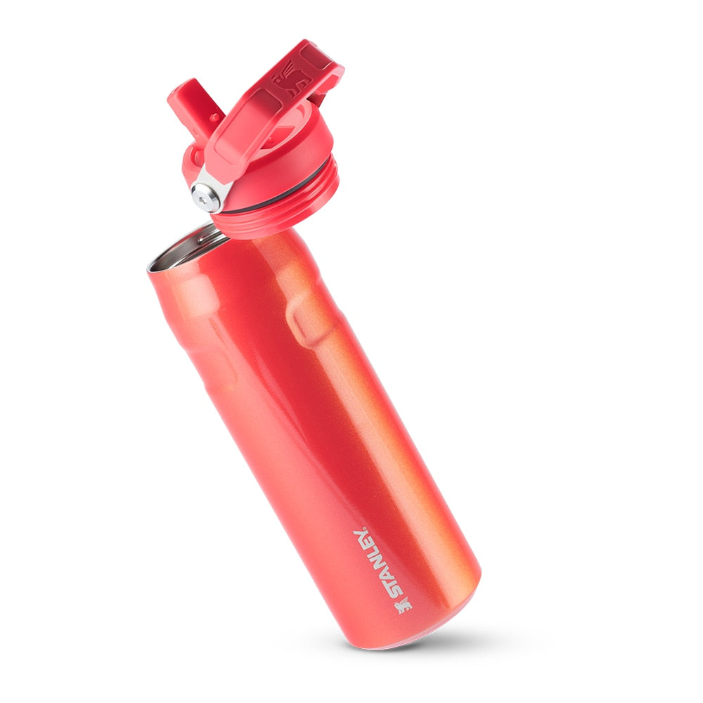 Garrafa Térmica Aerolight Flip Straw Stanley 710 ml Apple Shimmer, com a tampa aberta
