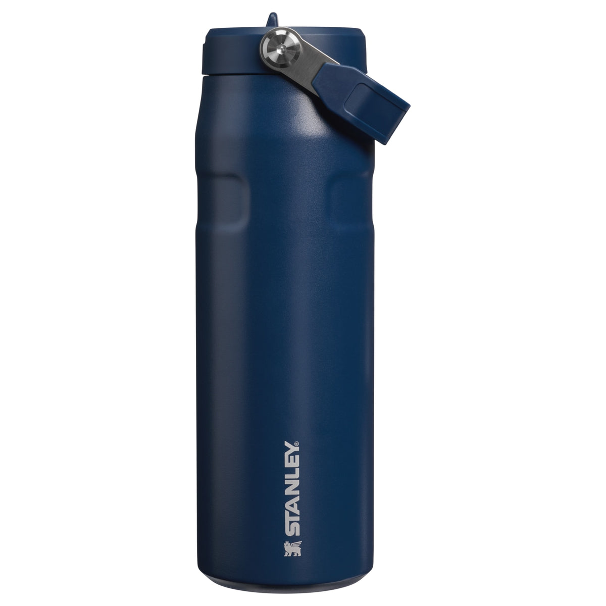 Garrafa Térmica Aerolight Flip Straw Stanley 710 ml Dark Navy, vista frontal com tampa fechada