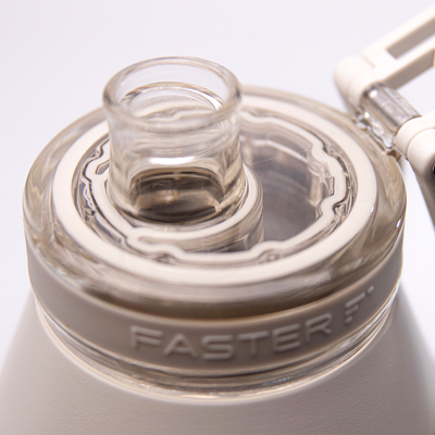 Garrafa térmica Faster Oásis 500ml na cor creme