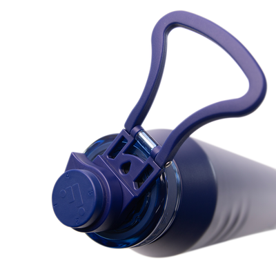 Garrafa térmica Faster Oásis 500ml na cor marinho