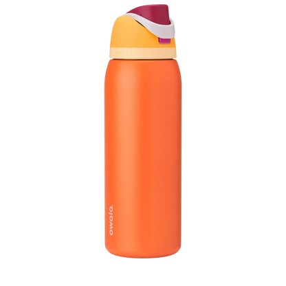 Garrafa Térmica Owala FreeSip - 1180ml | 40oz, em design moderno com tampa à prova de vazamentos e isolamento triplo.