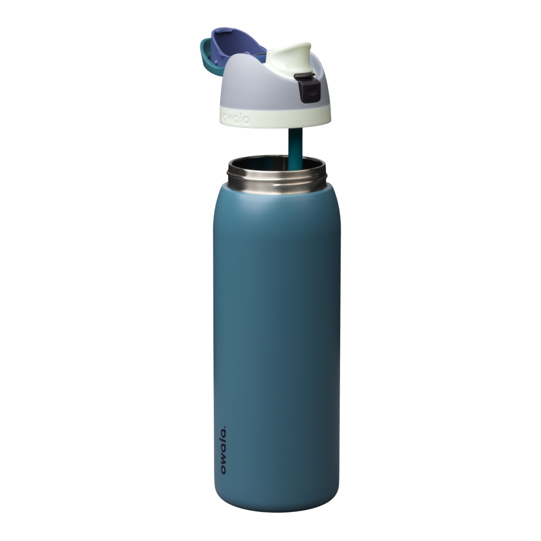 Garrafa Térmica Owala FreeSip 1180 ml (40 oz) Denim, com a tampa aberta, foto 84 de 93