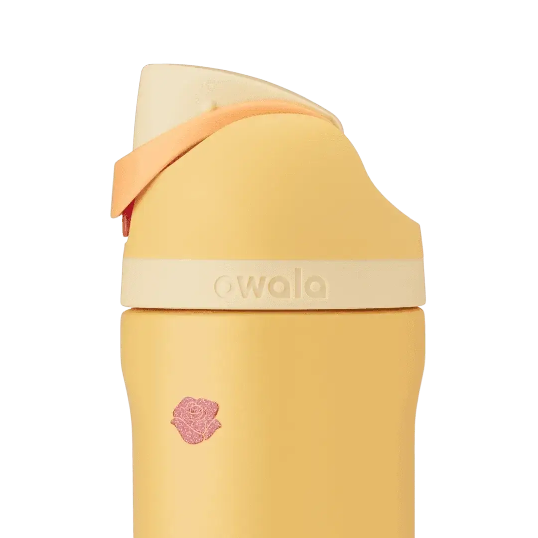 Garrafa térmica Owala FreeSip 710 ml com design inteligente e duas formas de beber, cor amarela.