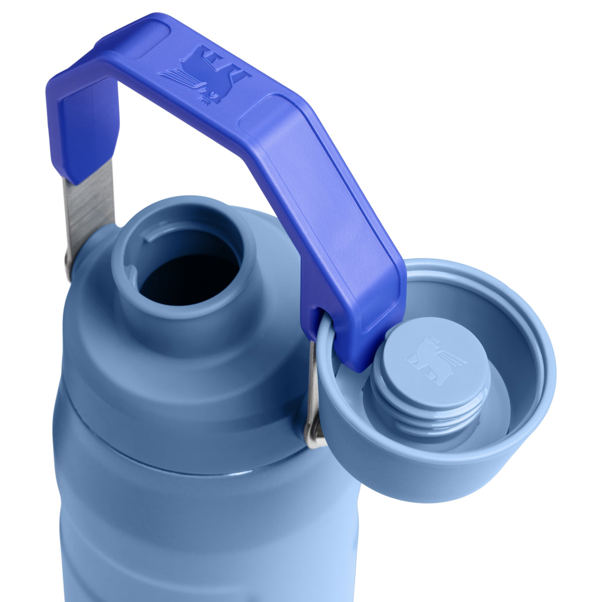 Garrafa Térmica Stanley Aerolight™ Fast Flow 710 ml Blue Sky, com a tampa aberta