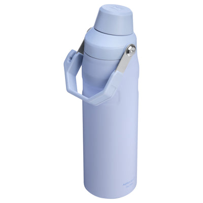 Garrafa Térmica Stanley Aerolight™ Fast Flow 710 ml Dew Drop, vista frontal com tampa fechada, foto 103 de 141