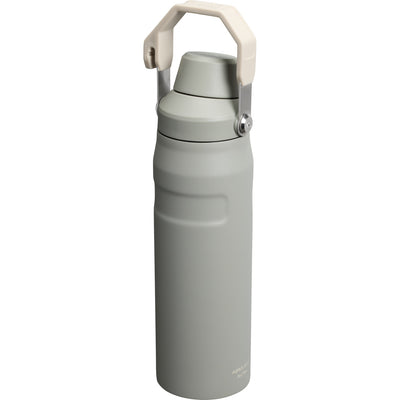 Garrafa Térmica Stanley Aerolight™ Fast Flow 710 ml Sage Grey, vista frontal com tampa fechada, foto 74 de 141