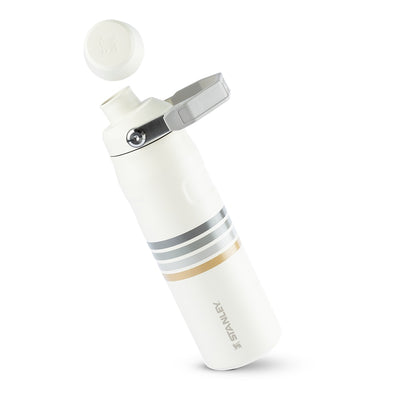 Garrafa Térmica Stanley Aerolight™ Fast Flow 710 ml Varsity Cream Ash Stripes, com a tampa aberta, foto 117 de 141