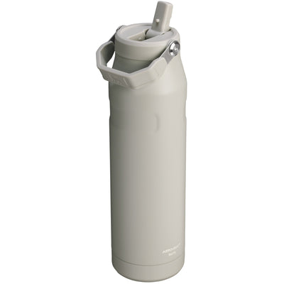 Garrafa Térmica Stanley Aerolight™ Flip Straw 1,1 L Ash, com a tampa aberta