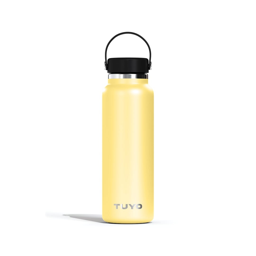 Garrafa Térmica Tuyo 1200 ml Amarelo Manteiga, vista frontal com tampa fechada
