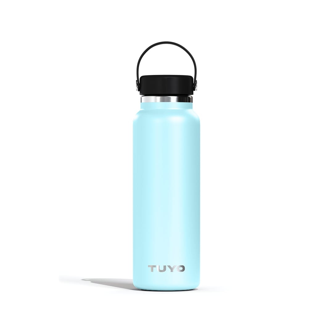Garrafa Térmica Tuyo 1200 ml Azul bebê, vista frontal com tampa fechada