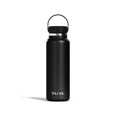 Garrafa Térmica Tuyo 1200 ml Preta, vista frontal com tampa fechada