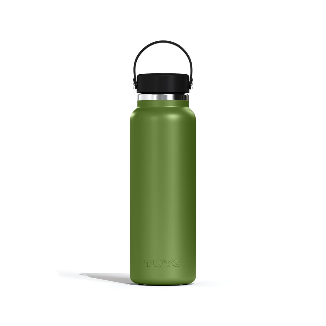 Garrafa Térmica Tuyo 1200 ml Verde Militar, vista frontal com tampa fechada, foto 47 de 92