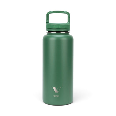 Garrafa Térmica Versity ColdKeeper 950 ml Verde, vista frontal com tampa fechada, foto 17 de 30