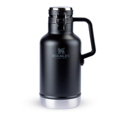 Growler Térmico Classic 1.9L Stanley, robusto e durável para máxima conservação, ideal para uso intenso e bebidas frias ou quentes.