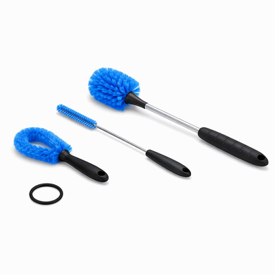 Kit de Escovas para Limpeza de Garrafas, Canudos e Tampas com três escovas azuis e uma alça preta para limpeza eficiente e completa.
