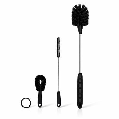 Kit de Escovas para Limpeza de Garrafas, Canudos e Tampas com três escovas pretas de tamanhos variados para limpeza eficiente.