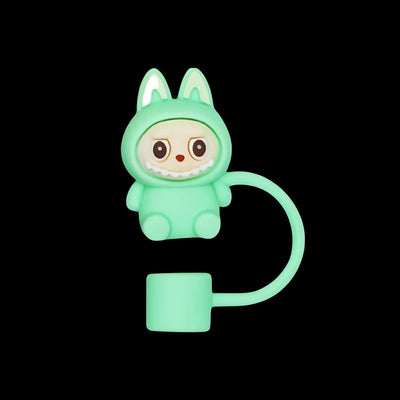 Protetor de Canudo Quencher - Labubu em silicone flexível com design divertido e tampa acoplada para higiene e proteção do canudo.