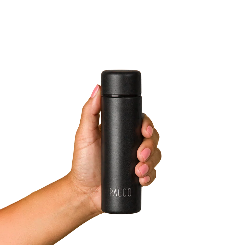 Mini garrafa térmica Pocket Bottle 150ml PACCO na cor preta