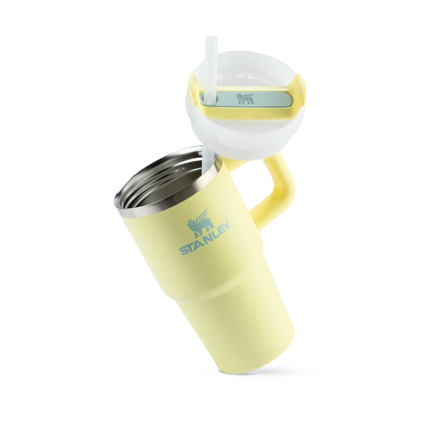 Copo Quencher com alça Stanley | 591ml em amarelo, com canudo reutilizável e isolamento a vácuo de parede dupla para manter a bebida fria.
