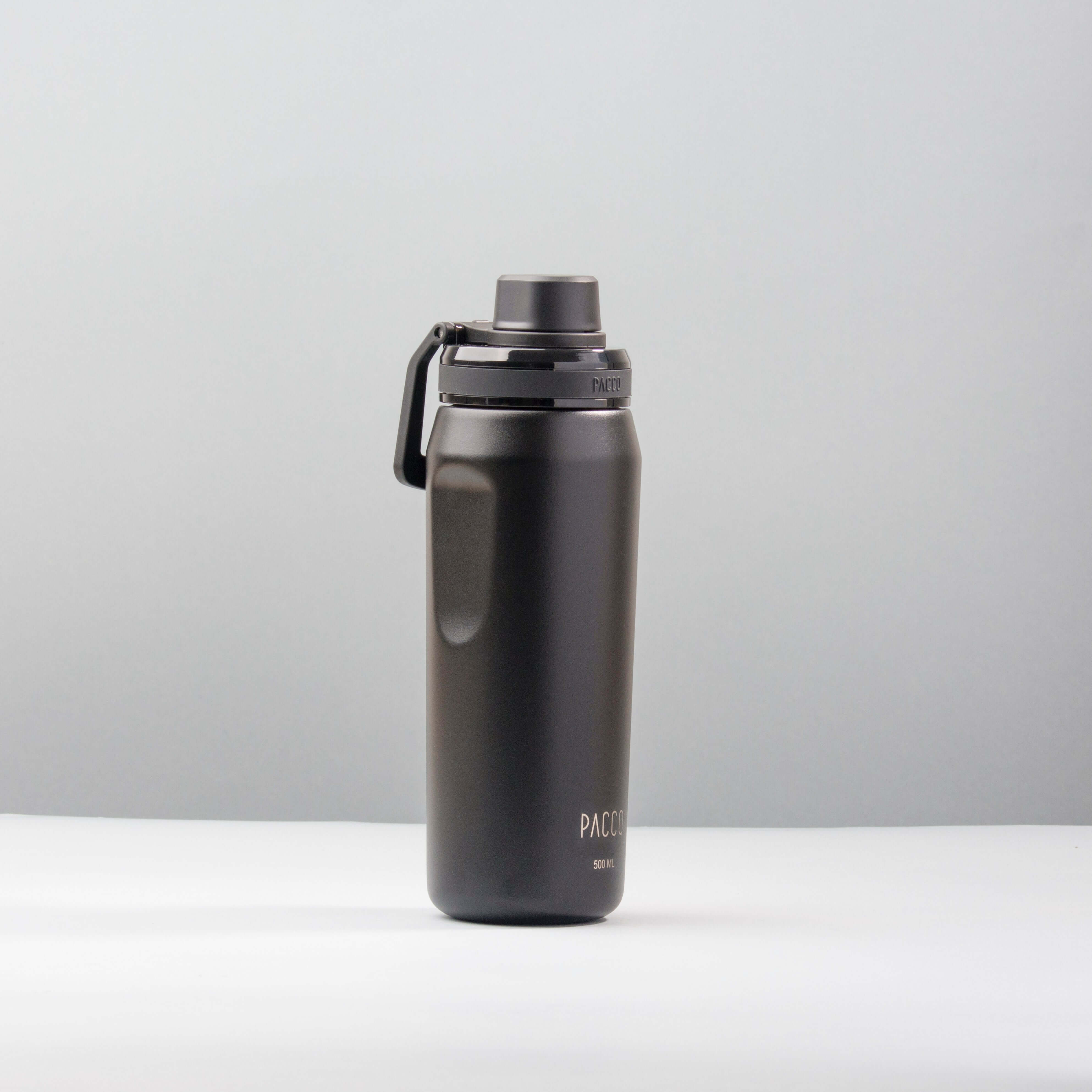 Garrafa Térmica PACCO Vyta 500ml em aço inox com isolamento térmico, ideal para manter bebidas quentes ou frias por horas.