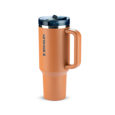Copo Quencher Protour Stanley | 1,18L com design moderno e tampa Flip Straw, ideal para hidratação no dia a dia.