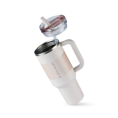Copo Quencher Protour Stanley | 1,18L com tampa Flip Straw ProTour para hidratação fácil e segura, design moderno e isolamento térmico.