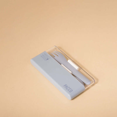 Conjunto de talher Easy Set PACCO compacto e leve em um estojo higiênico, ideal para transporte diário.