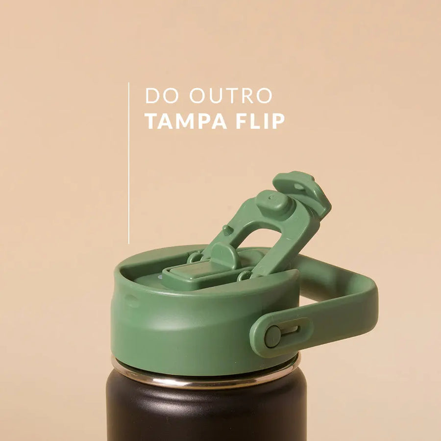Tampa PACCO Duo com tampa flip verde e canudo, vedação segura, ideal para hidratação em qualquer momento.