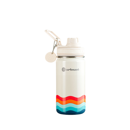 Garrafa Térmica Urbnsol 414ml - Core e Waves, design infantil compacto e resistente, ideal para manter bebidas quentes ou frias.