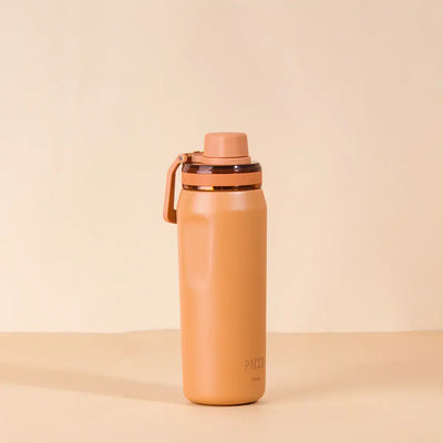 Garrafa Térmica PACCO Vyta 500ml em aço inox, cor pêssego, isolamento a vácuo para conservação térmica.