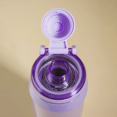 Garrafa Térmica Vyta 650ml PACCO | PEDRAS PRECIOSAS com tampa aberta em fundo neutro