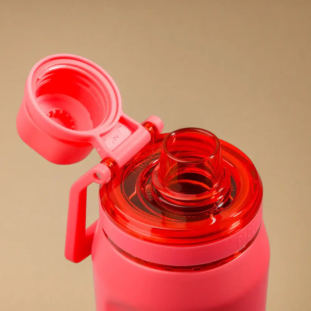 Garrafa Térmica PACCO Vyta 650ml em aço inox, cor rosa, tampa aberta mostrando o bocal. Design elegante e desempenho térmico superior.